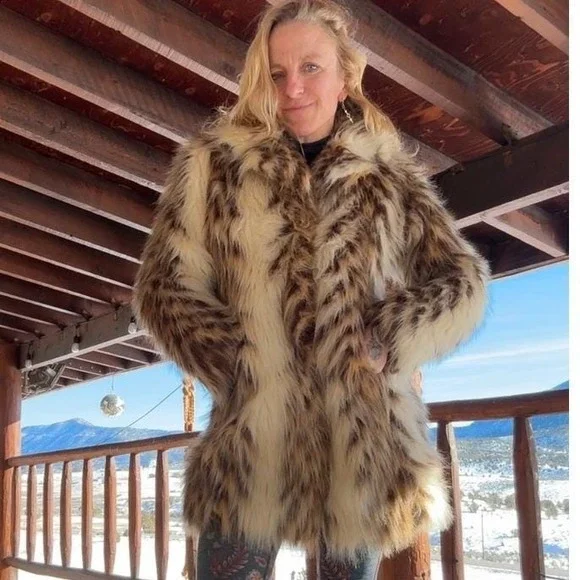 Vintage Long Hair FauxFur Statement Coat Brown Cream Tan Jacket Mobwife FestivaL - Picture 1 of 9